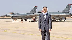 राफेल से पहले अनिल अंबानी की डिफेंस कंपनी ने रूस के साथ की थी रक्षा सौदे की कोशिश, लेकिन नहीं हुआ करार