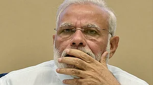 मोदी सरकार की व्यथा-कथा: वादा ‘क्रोनी कैपिटलिज़्म’ मिटाने का था और बन गए ‘क्रोनी कैपिटलिज़्म’ के पहरेदार