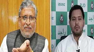 बिहार: अपराधियों के सामने बेबस नीतीश सरकार, मोदी ने हाथ जोड़कर अपराध नहीं करने की अपील की, तेजस्वी ने कसे तंज