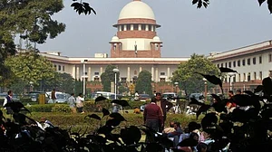 एडल्टरी अपराध नहीं: प्रगतिशील कानूनों को समानता पर आधारित समाज की जरूरत