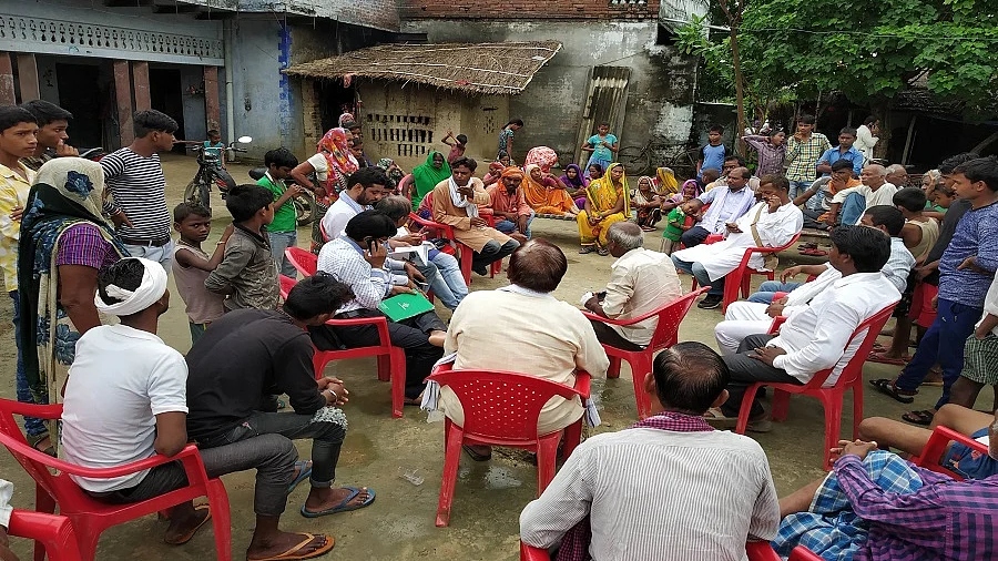 फोटो: भाषा सिंह