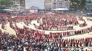 हिमाचल प्रदेशः कुल्लू में परंपरागत दशहरा उत्सव का हुआ समापन, अपने-अपने स्थानों पर लौटे 225 देवी-देवता