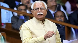 तेल की आग में जलती रहे आपकी जेब, लेकिन हरियाणा में सिर्फ 1 रुपए में फर्राटा भरेंगे बाबू, खट्टर सरकार का ऐलान