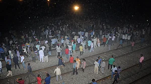 सिर्फ 15 सेकेंड में मातम में बदल गया सत्य की जीत का जश्न, रावण दहन के शोर में दब गई धड़धड़ाती ट्रेन की सीटी