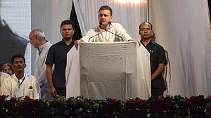 मध्य प्रदेशः ग्वालियर की जनता से राहुल गांधी का वादा- किसानों का देश पर कर्ज, कांग्रेस की सरकार देगी उनका हक