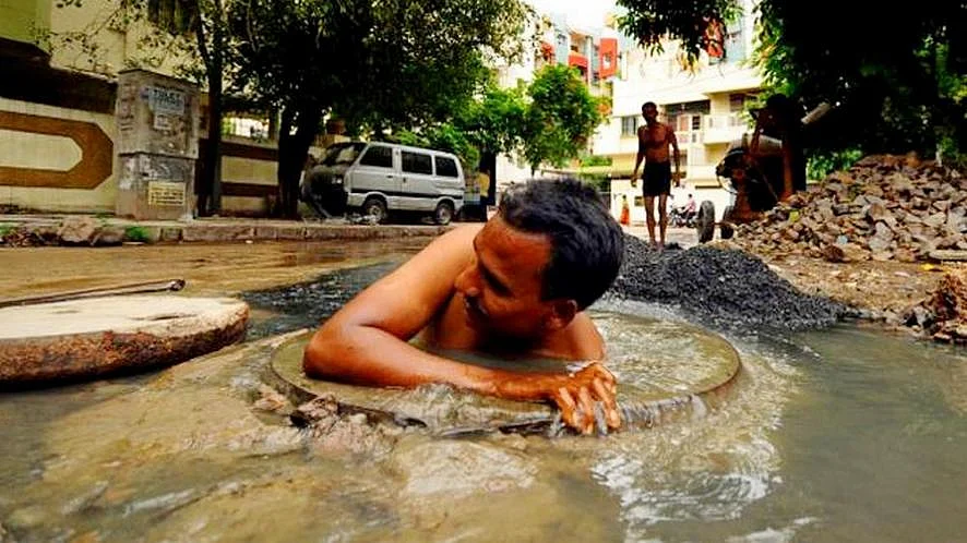 स्वच्छ भारत बनाम मल-मूत्र ढोता भारत