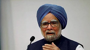 पीएम मोदी को  मनमोहन सिंह की सलाह, कहा, सार्वजनिक भाषणों में बरतें संयम