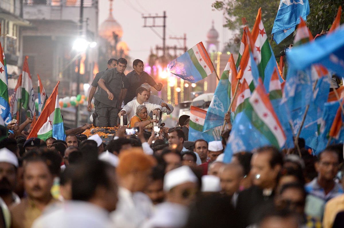 छत्तीसगढ़: पीएम मोदी और सीएम रमन सिंह पर राहुल गांधी का हमला, कहा, 15 साल में  प्रदेश को कर दिया खोखला