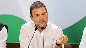 राफेल को लेकर राहुल का ताजा हमला, कहा, सौदे में भ्रष्टाचार की पहली किस्त के तौर पर मिले ₹284 करोड़