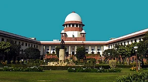 सीबीआई विवाद पर सुप्रीम कोर्ट में सुनवाई, सीवीसी पेश करेगी जांच रिपोर्ट