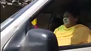 मध्य प्रदेश: वोट मांगने पहुंचीं बीजेपी विधायक को लोगों ने सुनाई खरी-खोटी, विरोध देख बैरंग लौटीं, वीडियो वायरल