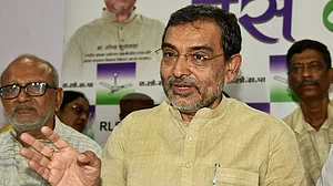 बिहार चुनाव: RLSP कार्यालय में गोलीबारी, उपेंद्र कुशवाहा ने राज्य सरकार पर लगाए गंभीर आरोप