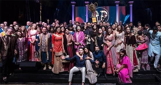 प्रियंका की शादी : टीम दूल्हा की तरफ से निक ने मारा छक्का, धमाकेदार संगीत पर मां के साथ थिरकीं प्रियंका