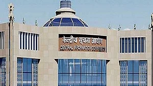 सूचना आयोग में चार नए आयुक्तों की नियुक्ति, सुधीर भार्गव होंगे मुख्य सूचना आयुक्त, लंबे समय से खाली थे पद