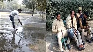 नोएडा: नमाज से पहले प्रशासन ने पार्क में भरवाया पानी, कांग्रेस ने पूछा- आरएसएस की शाखा पर रोक क्यों नहीं?