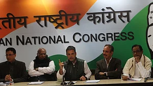 राफेल विमानों की कीमत को लेकर क्या मोदी सरकार ने सुप्रीम कोर्ट से झूठ बोला?