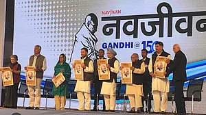 पंजाब के मोहाली में ‘संडे नवजीवन’ के महात्मा गांधी विशेषांक का हुआ विमोचन