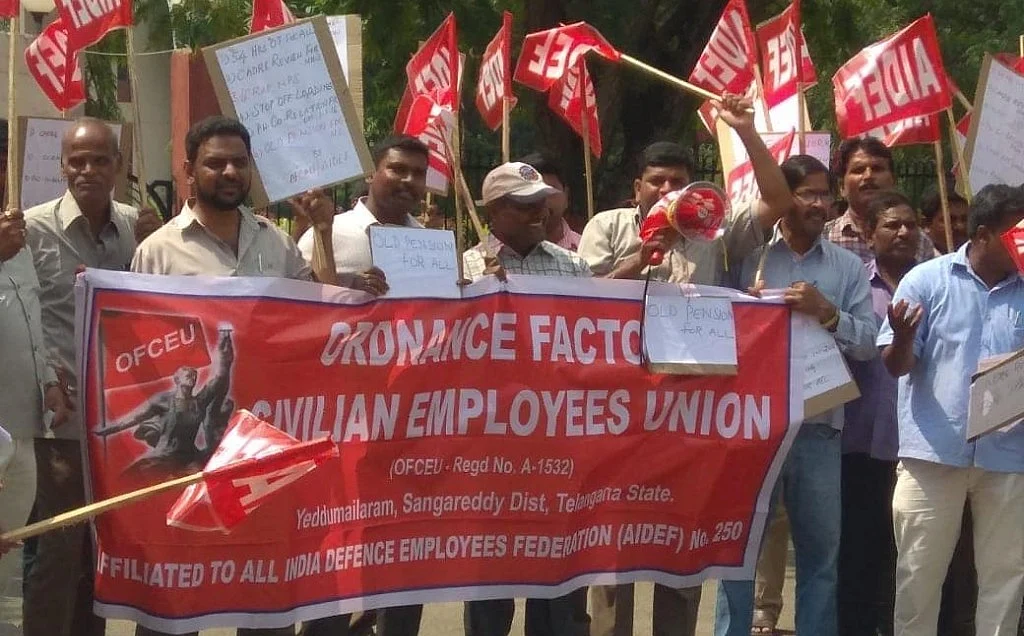 किसानों के बाद अब डिफेंस कर्मचारी करेंगे मोदी सरकार की नीतियों के खिलाफ आंदोलन