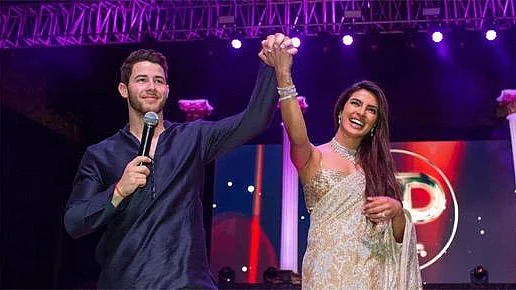 फोटो : instagram.com/priyankachopra