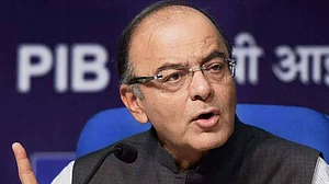 बैकफुट पर आई मोदी सरकार, जीएसटी काउंसिल की बैठक में टीवी, कंप्यूटर समेत कई चीजों को करना पड़ा सस्ता