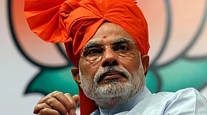 आम चुनाव से पहले एक सियासी दांव है सवर्ण आरक्षण, बीजेपी गरीबों में पैदा करना चाहती है जातिगत भावना