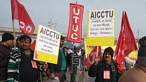 भारत बंद LIVE: यूनियनों का ऐलान, बुधवार को मंडी हाउस से संसद की ओर निकालेंगे विरोध रैली