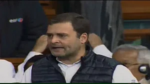 लोकसभा में राफेल सौदे पर राहुल गांधी ने पीएम मोदी से पूछे कई सवाल, कहा- पूरी दाल ही काली, जेपीसी जांच हो