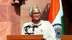 पूर्व रक्षा मंत्री जॉर्ज फर्नांडिस का 88 साल की उम्र में निधन, दिल्ली के अस्पताल में ली आखिरी सांस