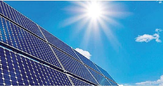 सौर ऊर्जाः मोदी सरकार के गलत फैसलों ने लक्ष्य से किया दूर, चीन ने कर लिया बाजार पर कब्जा