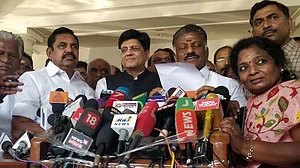 तमिलनाडु: एक ऐसे गठबंधन का हिस्सा बनी है बीजेपी जिसके उम्मीदवार बनाते हैं जमानत जब्त होने का रिकॉर्ड