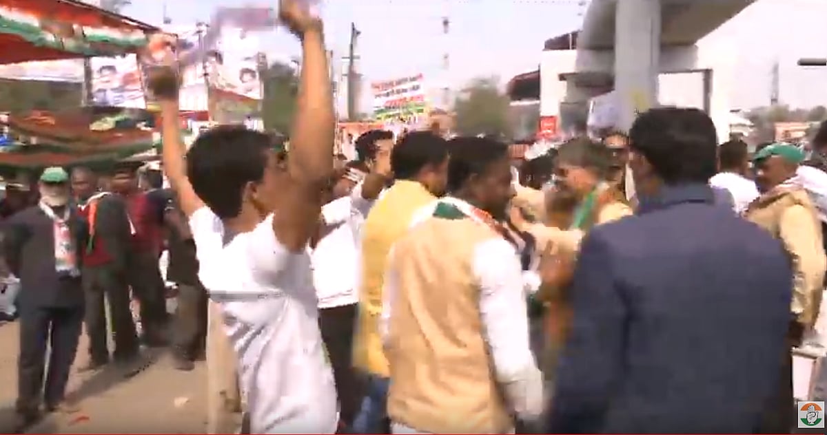 LIVE: कांग्रेस मुख्यालय पर कार्यकर्ताओं से राहुल बोले- 56 इंच  सीने वाले मोदी का खोखलापन पूरे देश ने देख लिया