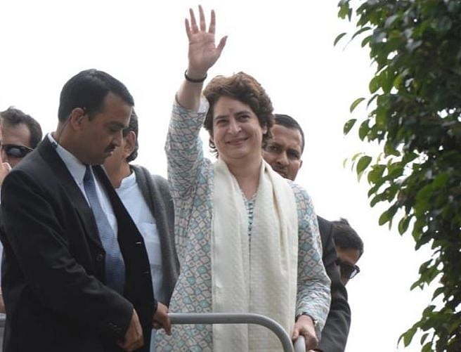 प्रियंका के आगमन से उत्तर प्रदेश में हुआ नई राजनीति का आगाज, लोगों में जगी नई उम्मीद
