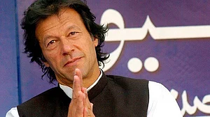 इमरान के तेवर पड़े ढीले,कहा- शांति का एक मौका दे भारत, खुफिया जानकारी पर तत्काल करेंगे कार्रवाई