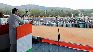 पीएम की बातों में वजन नहीं, आंध्र की जनता से किए वादे को नहीं किया पूरा, हम देंगे ‘विशेष दर्जा’ : राहुल