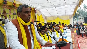 लोकसभा चुनाव से पहले बीजेपी को यूपी में बड़ा झटका, ओम प्रकाश राजभर देंगे इस्तीफा?