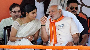 एनडीए से अलग हुआ अपना दल तो खतरे में पड़ जाएगी पीएम मोदी की वाराणसी सीट !