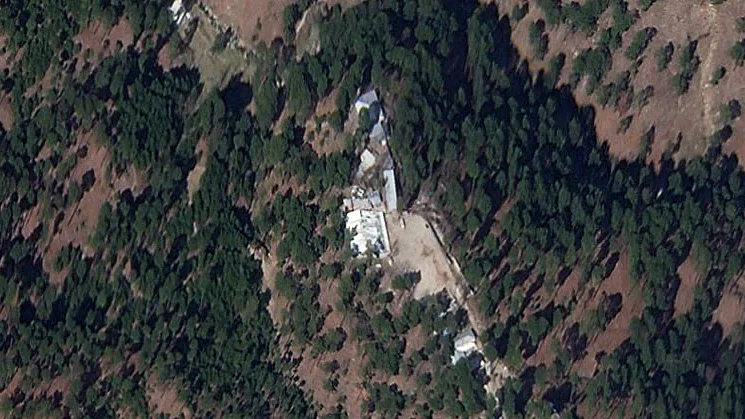 रॉयटर्स द्वारा सार्वजनिकजैश-ए-मोहम्मद कैम्प की सैटेलाइट तस्‍वीर 