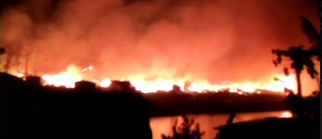 बिहार के मुजफ्फरपुर में लगी भीषण आग, 200 झुग्गियां जलकर खाक