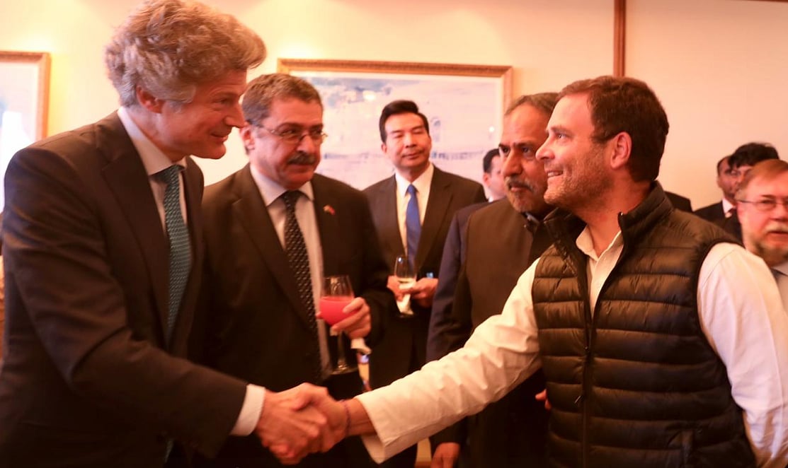 राहुल गांधी ने जी-20 देशों के राजनयिकों के साथ किया लंच, सोनिया गांधी और मनमोहन भी रहे मौजूद