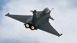 यूपीए के मुकाबले 19 अरब रुपये महंगी पड़ी मोदी सरकार की राफेल डील, बैंक गारंटी नहीं लेने से सौदा पड़ा महंगा