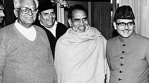 लोकतंत्र के पन्ने: लोकसभा चुनाव 1989, जब सबसे बड़ी पार्टी ने सत्ता लेने से किया इनकार, फिर बनी गठबंधन की सरकार