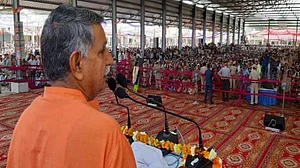 लोकसभा चुनाव 2019: जब मंच से बोले बीजेपी सांसद, ‘इस बार कांग्रेस की होगी जीत’