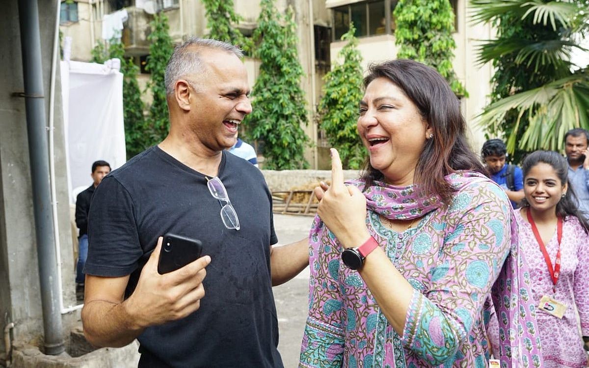 लोकसभा चौथा चरण मतदान LIVE: चुनाव  आयोग ने माना कई जगह वीवीपैट नहीं चला, कई जगह बदली गईं ईवीएम