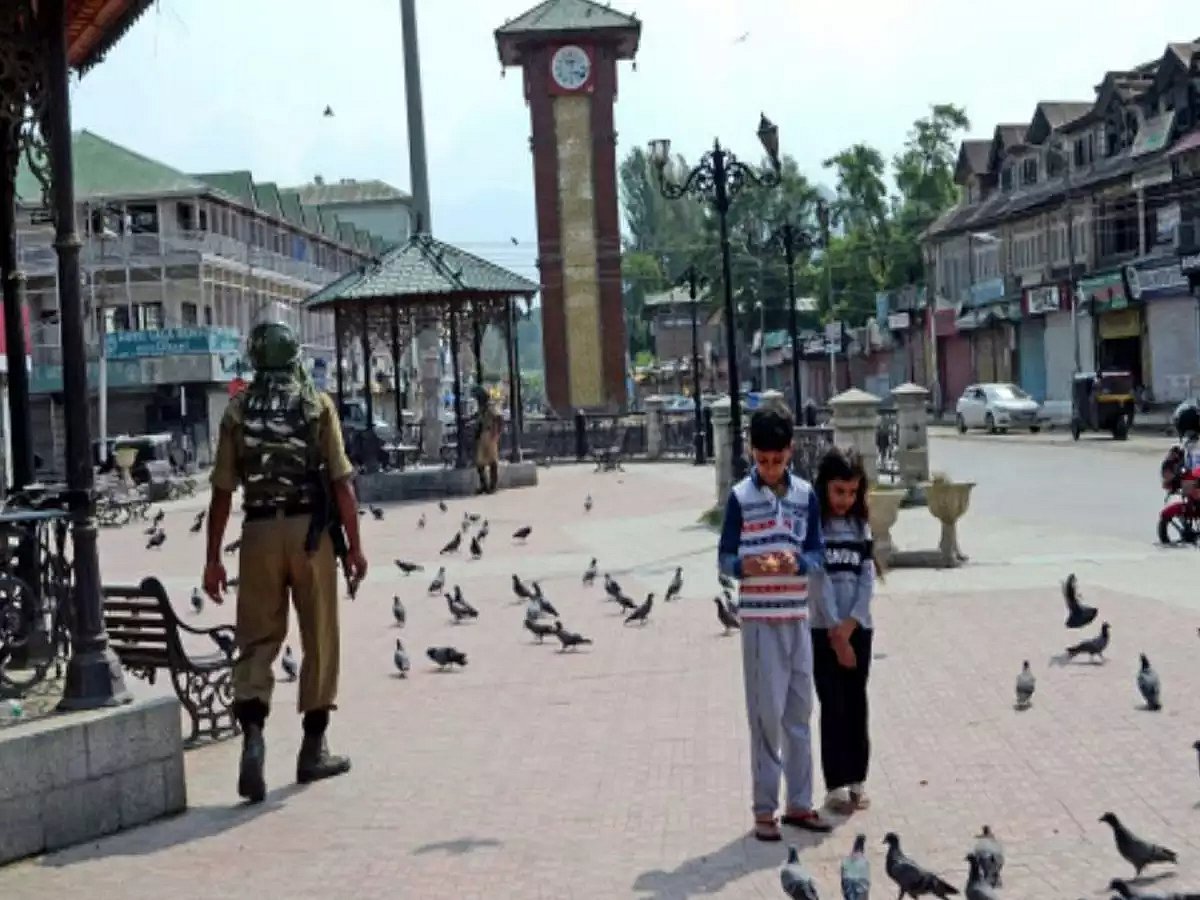 लोकतंत्र के पन्ने: जानिए श्रीनगर लोकसभा सीट क्यों है खास, क्या है यहां का चुनावी इतिहास