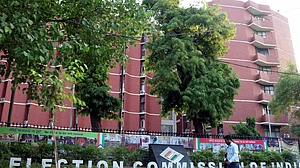 बड़ा सवाल, क्या ‘मॉडल कोड ऑफ कंडक्ट’ अब ‘मोदी कोड ऑफ कंडक्ट’ बन गया है?