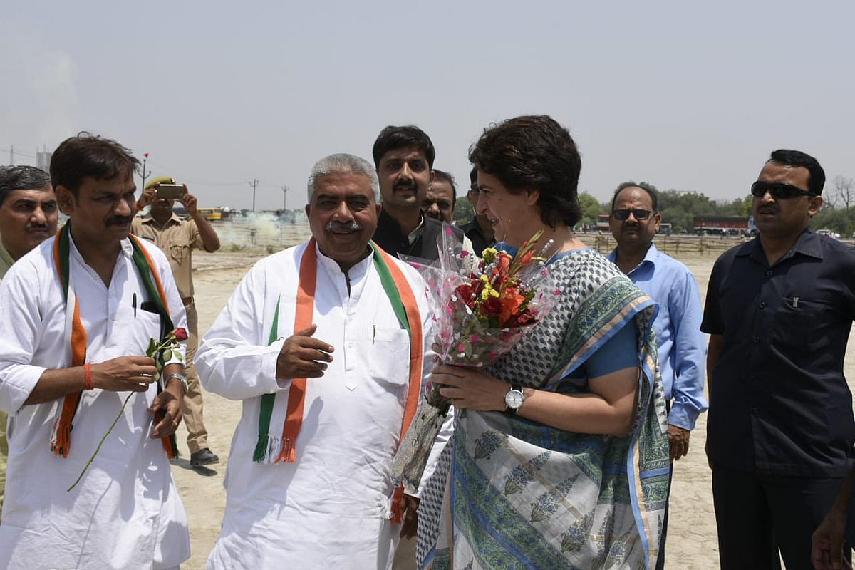लोकसभा चुनाव 2019 LIVE: शिवराज सिंह की खुली धमकी- पिट्ठू  कलेक्टर सुन ले, हमारी सरकार आई तो तेरा क्या होगा
