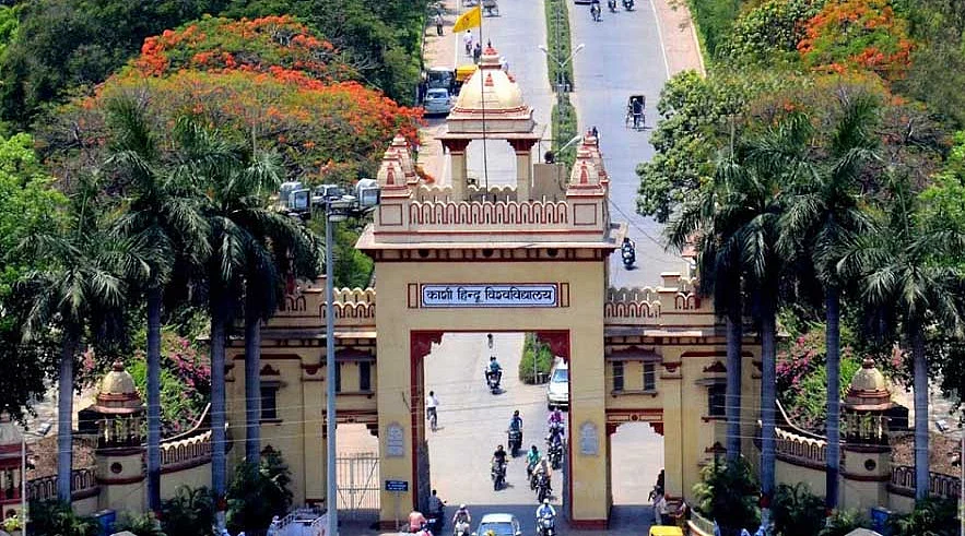 गुम हो रहीं गलियां और पुरानी काशी, यही हाल रहा तो किस्सागोई का हिस्सा रह जाएगा पुराना बनारस 