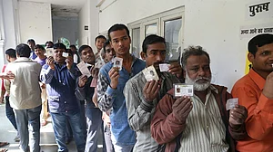 यूपी के दस सीटों पर 60.52 फीसदी मतदान, पीलीभीत में सबसे ज्यादा तो बदायूं में सबसे कम वोटिंग