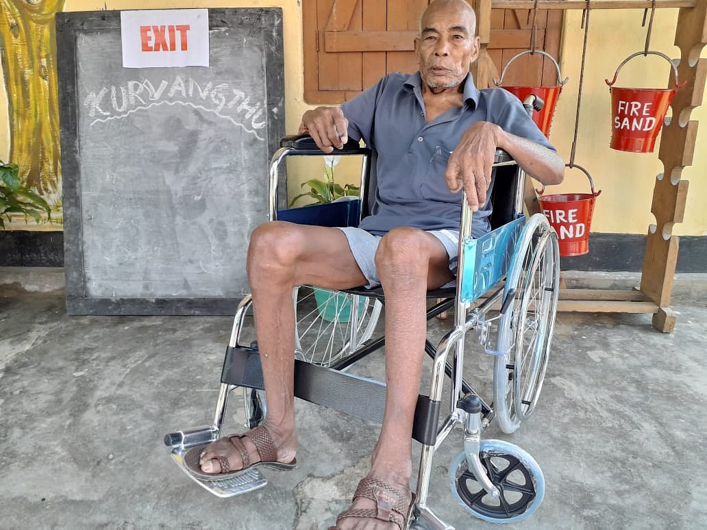 लोकसभा चुनाव 2019 LIVE: बीजेपी सांसद को जूता मारने वाले को दिल्ली पुलिस ने छोड़ा, कहा- कुछ गलत नहीं मिला