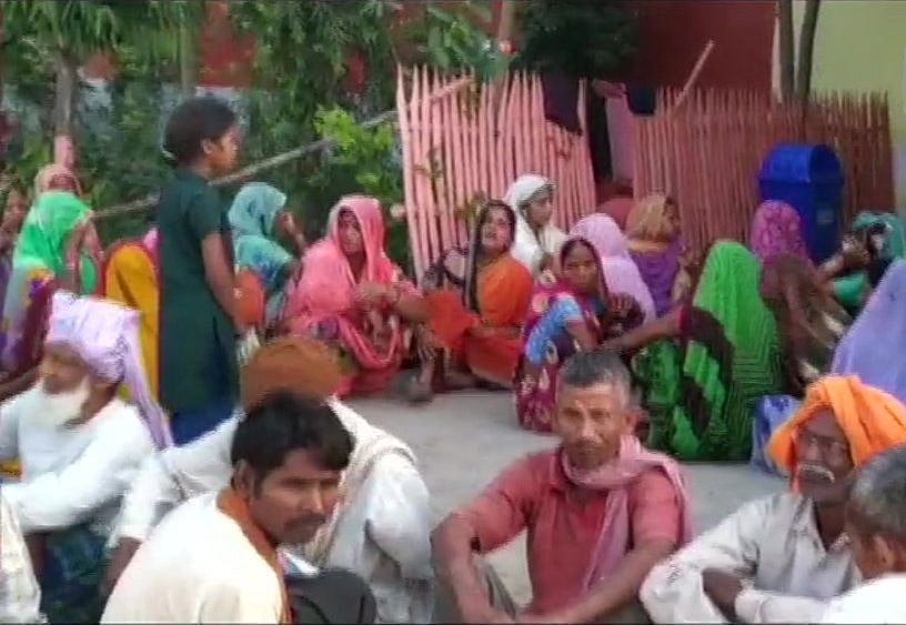 योगी राज में बेखौफ बदमाशों का आतंक, अमेठी में पूर्व प्रधान की गोली मारकर हत्या, इलाके में तनाव